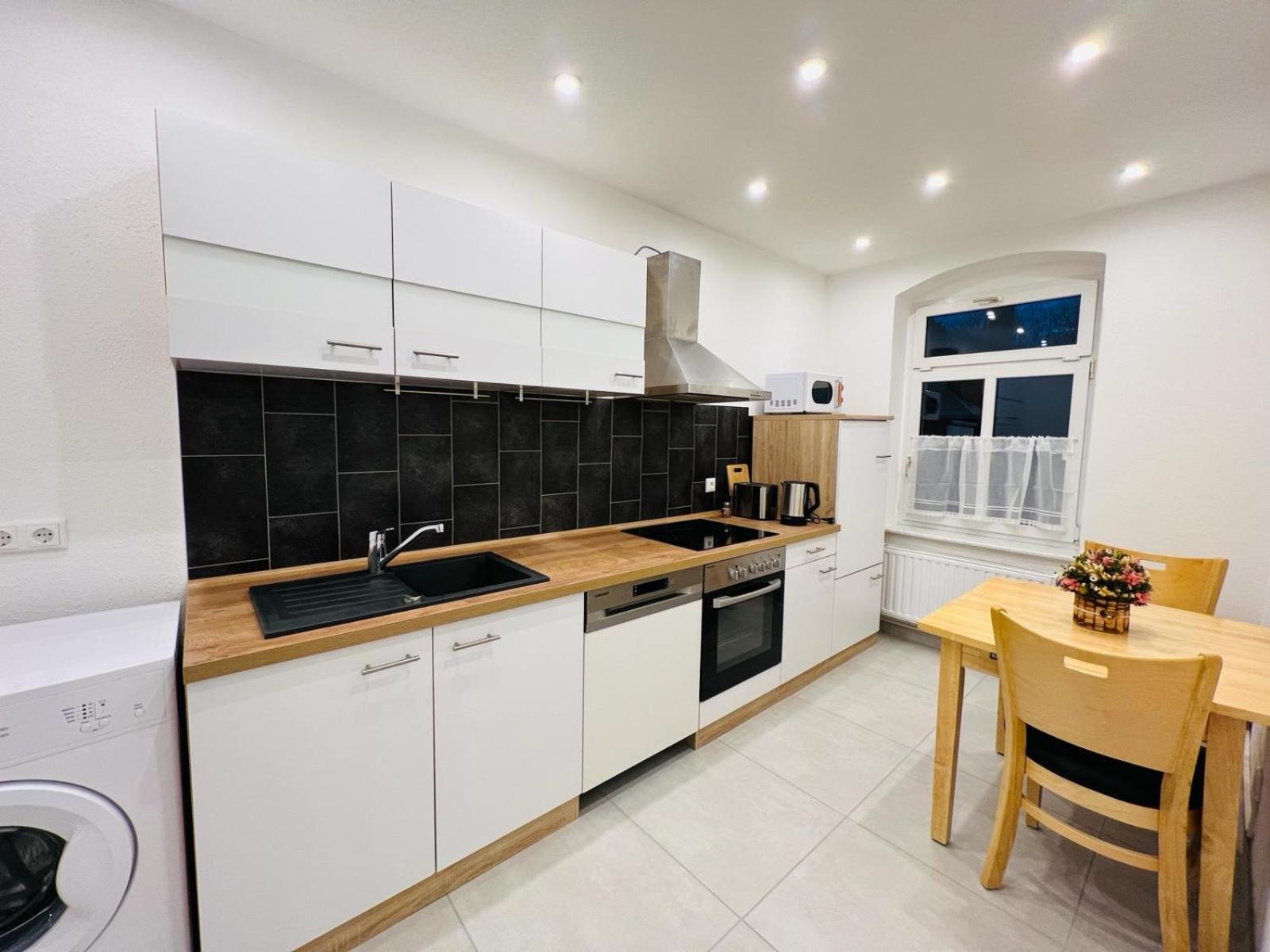 Twenty Five Apartment Bei Dresden - Free Parking, Netflix & Coffee Machine Heidenau  Exteriör bild