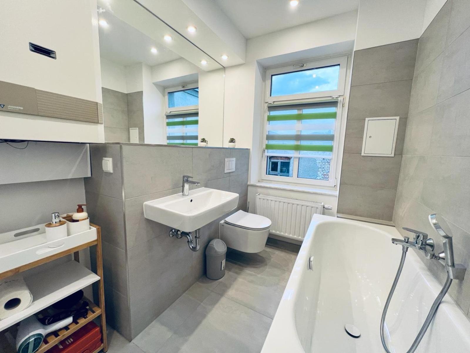 Twenty Five Apartment Bei Dresden - Free Parking, Netflix & Coffee Machine Heidenau  Exteriör bild