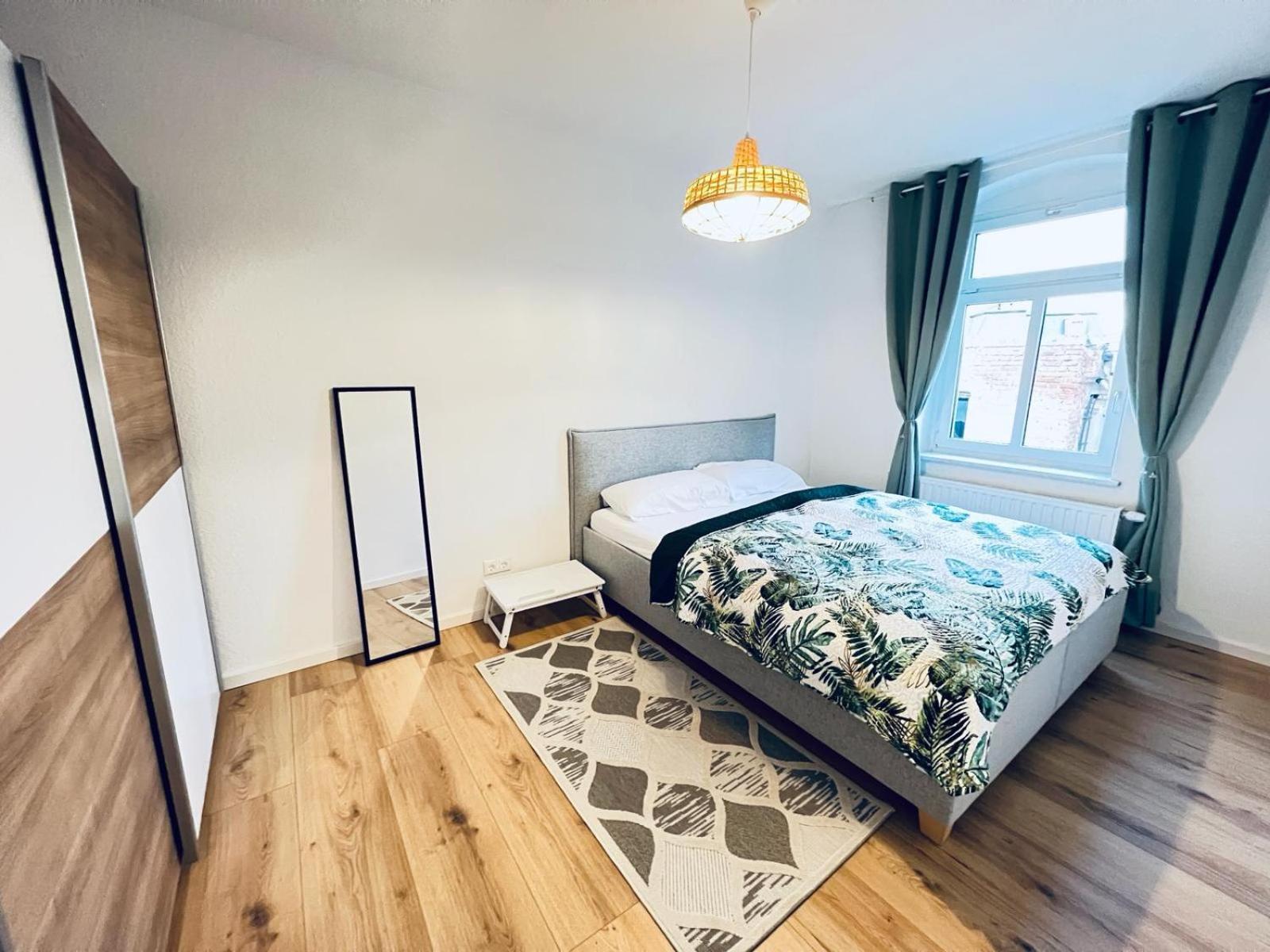 Twenty Five Apartment Bei Dresden - Free Parking, Netflix & Coffee Machine Heidenau  Exteriör bild